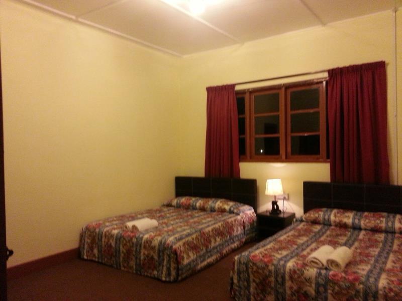 Dew Drop Inn Tanah Rata Esterno foto