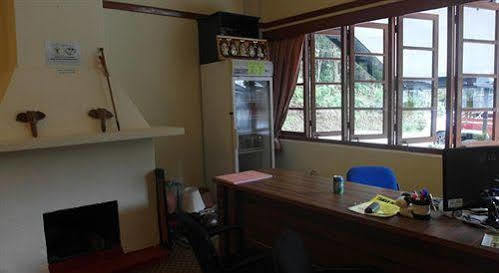 Dew Drop Inn Tanah Rata Esterno foto
